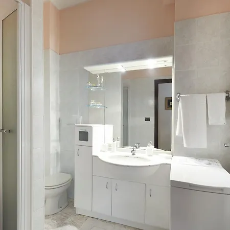 Boulevard Garden House * ボローニャ