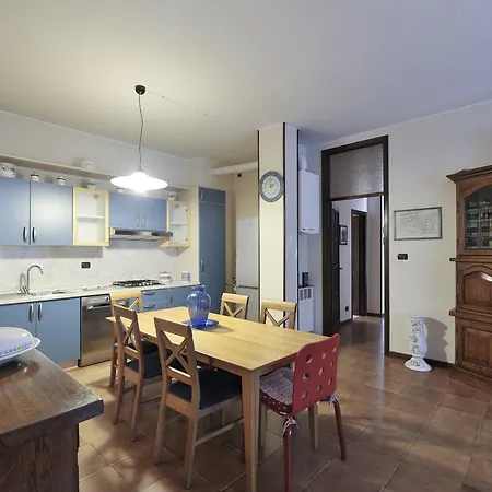 アパート Boulevard Garden House ボローニャ